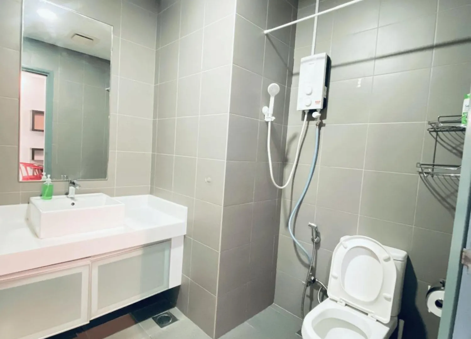 Апартаменты Mercu Summer Suites Klcc By Grihoz Куала-Лумпур