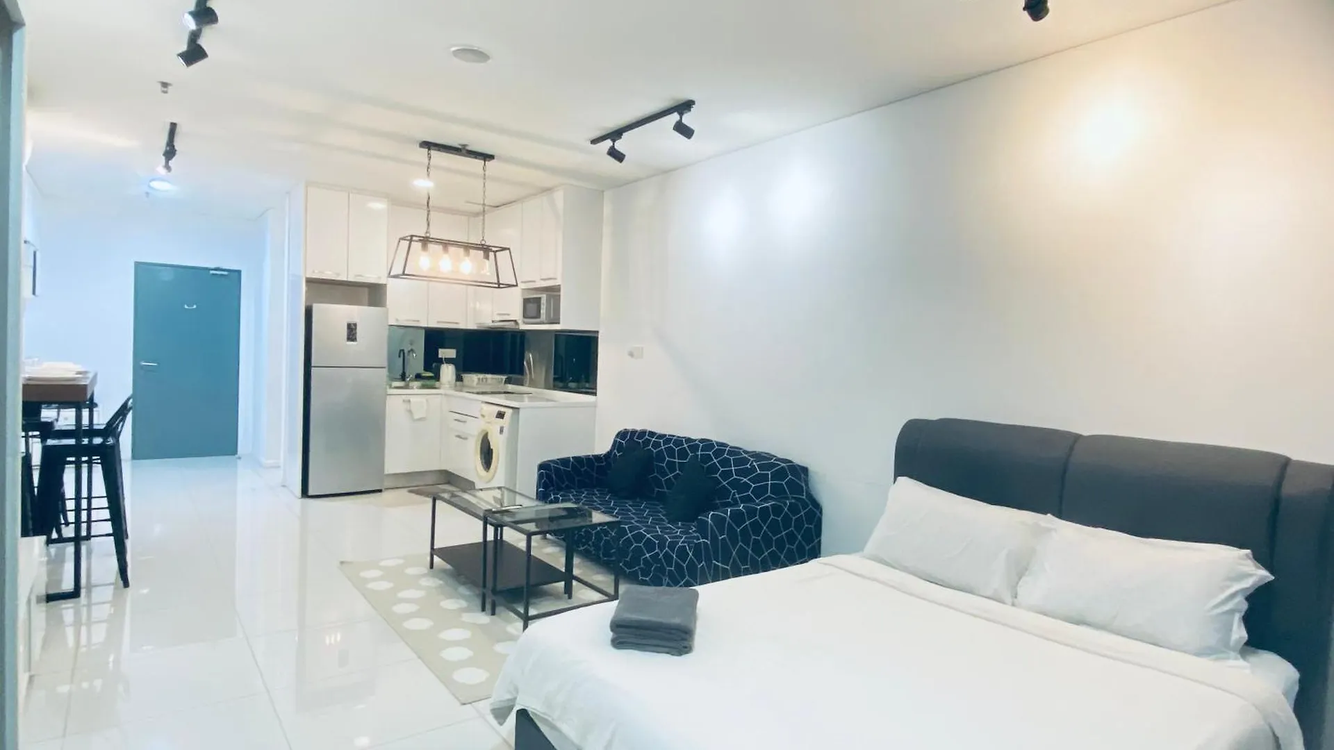 Апартаменты Mercu Summer Suites Klcc By Grihoz Куала-Лумпур Малайзия