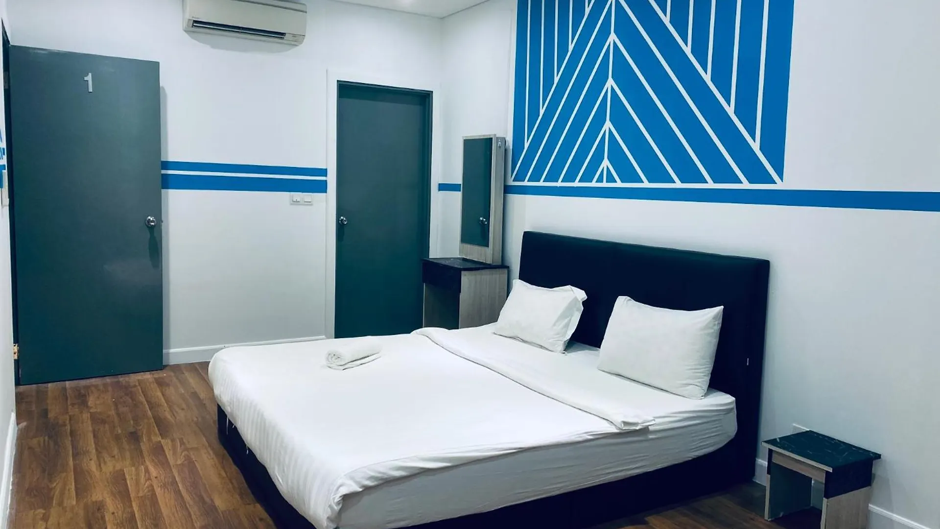Апартаменты Mercu Summer Suites Klcc By Grihoz Куала-Лумпур